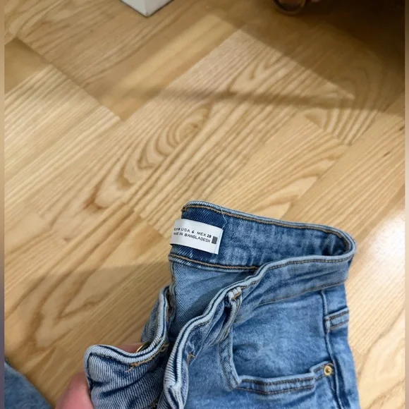 2 pairs Zara stretchy jeans size 6 bundle - Picture 2 of 3